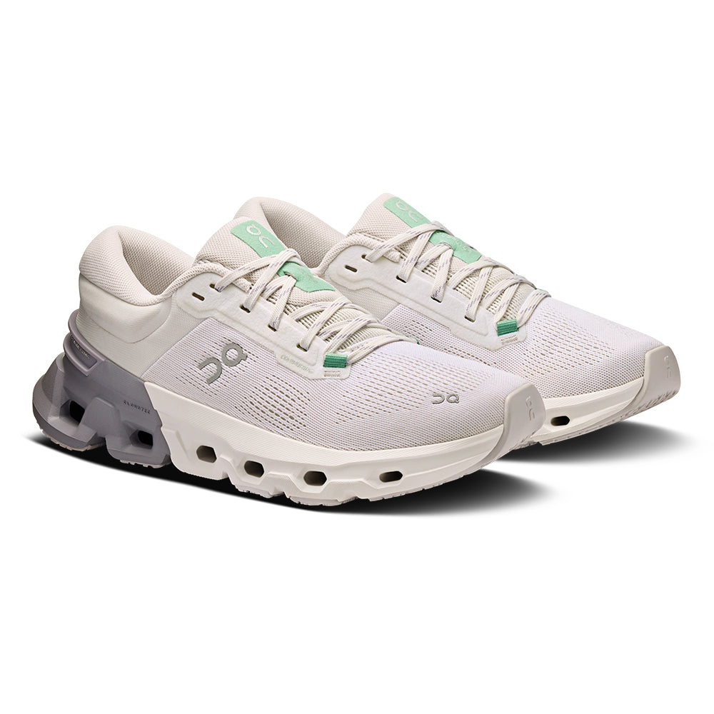 On Women's Cloudflyer 5 Gorilla Fits