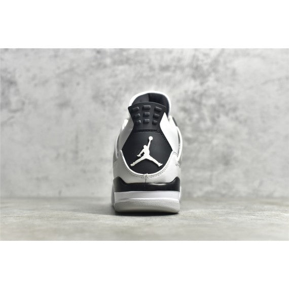 Jordan 4 MILITARY BLACK Gorilla fits