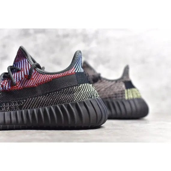 YEEZY Boost 350 V2 Yecheil (Reflective) Gorilla fits