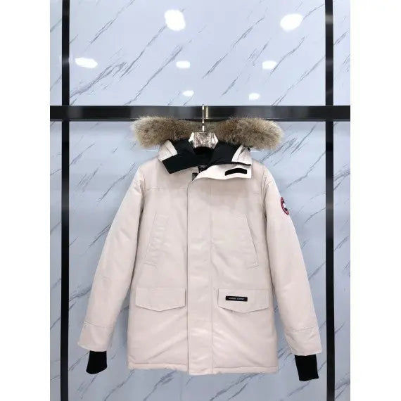 Canada Goose white Parka Gorilla fits