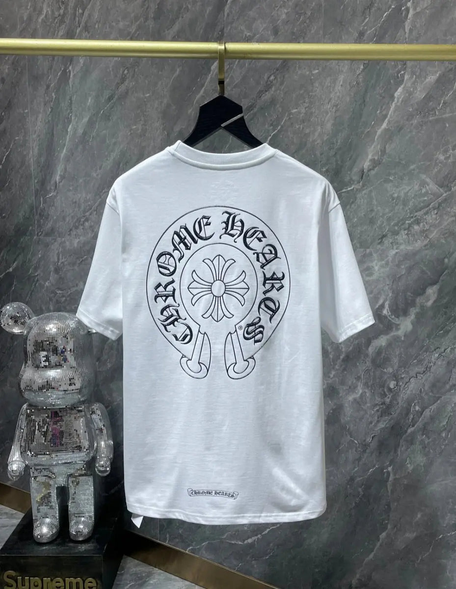 Black/White Horseshoe Chrome Hearts T-shirts . Buy 3 get 1 FREE Gorilla fits